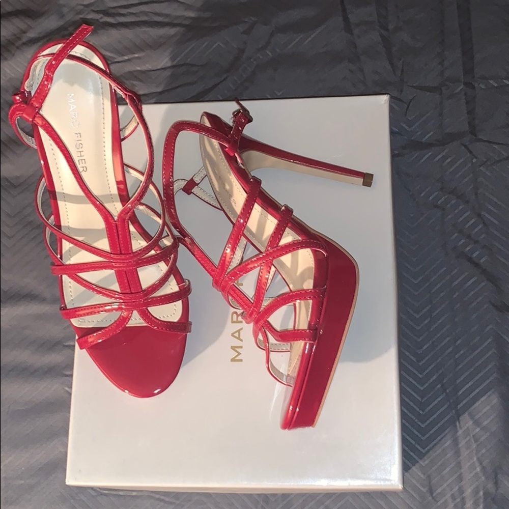 - SPECIAL OFFER - Marc Fisher Sandals